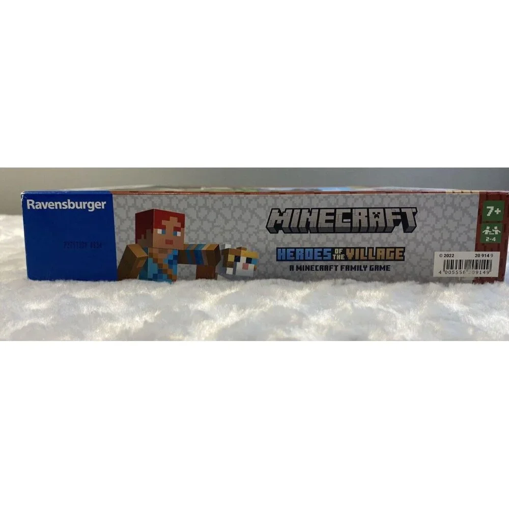 Minecraft - Heroes Of The Village Family Board Game by Ravensburger Brand New